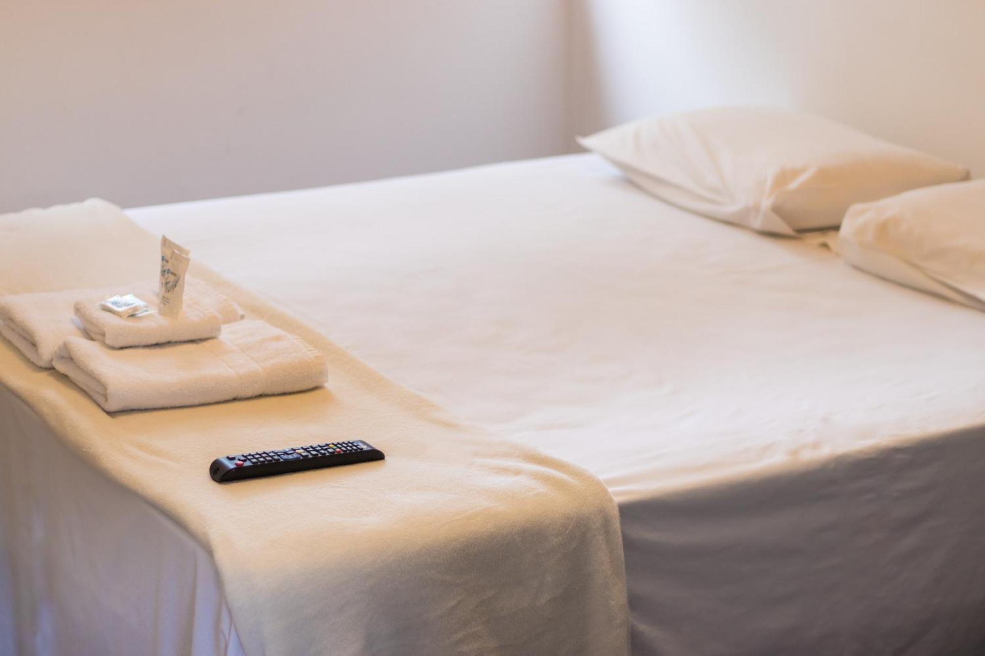 Hotelare Hotel Villa Di Capri Ubatuba Værelse billede